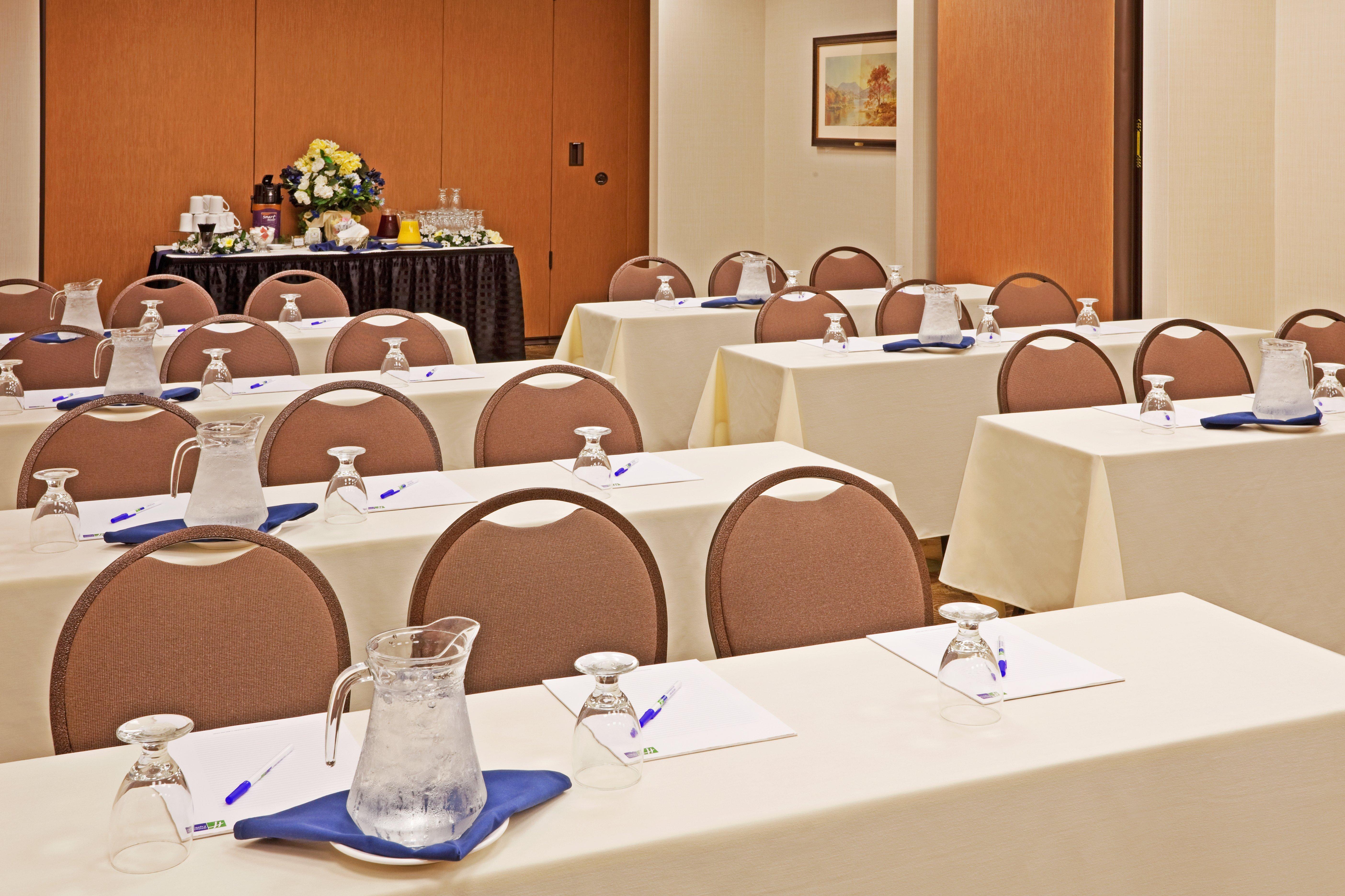 Holiday Inn Express & Suites Albany Airport Area - Latham By Ihg Εξωτερικό φωτογραφία